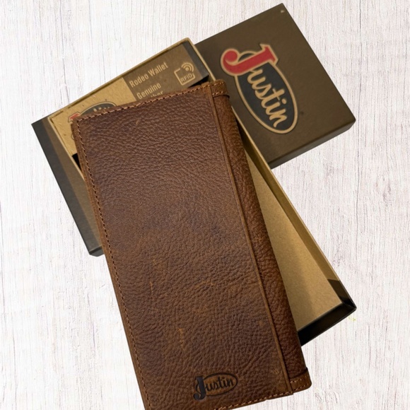 Justin Boots, Rodeo Wallet With Yoke and Concho - Picture 4 of 5